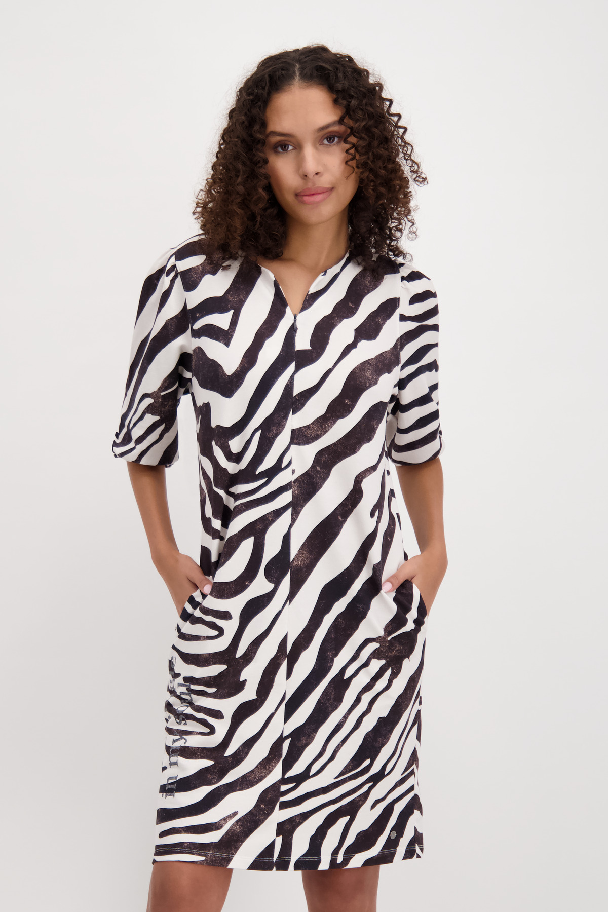 Midi-Sweat-Kleid Reißverschluss | Monari mit im mode weber Allover-Zebra-Look